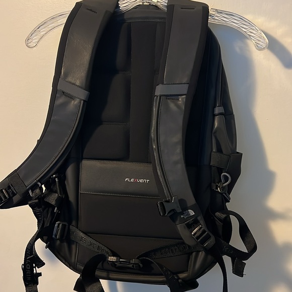 The North Face Borealis 25th Anniversary Backpack (28L) - Picture 3 of 7